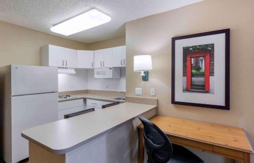 Extended Stay America Suites - Los Angeles - Glendale