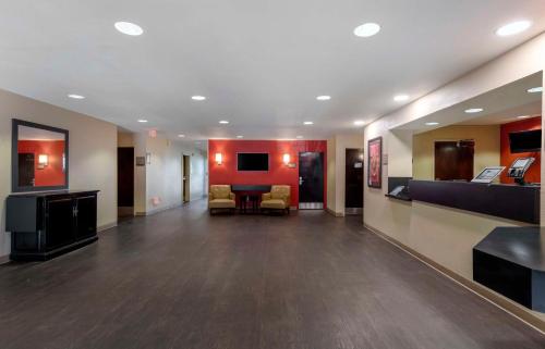 Extended Stay America Suites - Orange County - Katella Ave.