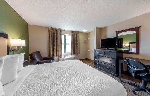 Extended Stay America Suites - Orange County - Katella Ave.