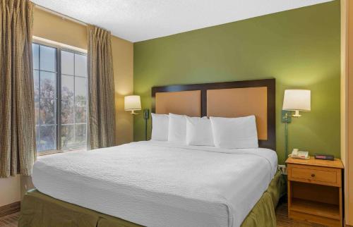 Extended Stay America - Los Angeles - Torrance - Del Amo Circle