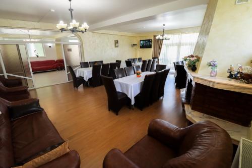 Belvedere Olanesti - image 5