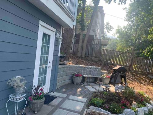 Sweetest Suite Downtown in Salmon Arm (BC)