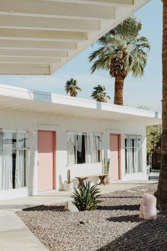 Miracle Manor Boutique Hotel & Spa in Desert Hot Springs, USA