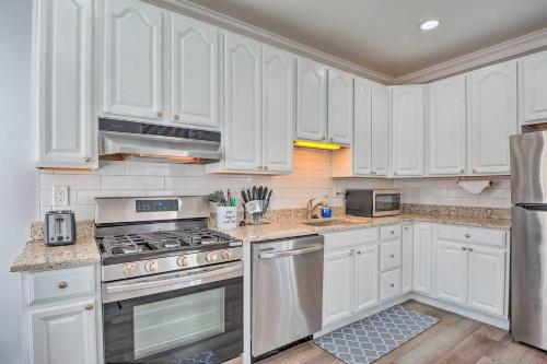 Baltimore Abode, Walk to Cross Street Market! in เฟดเดอรัล ฮิลล์