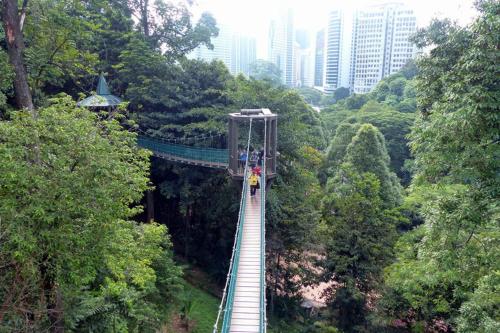 Central 2BR Apt 5 mins to KLCC Twin Towers - image 7