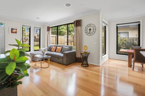 منزل 250 متر مربع من 4 غرفة و3 حمام خاص في Mitcham (4 BRM Brand New house near Box Hill) in Mitcham