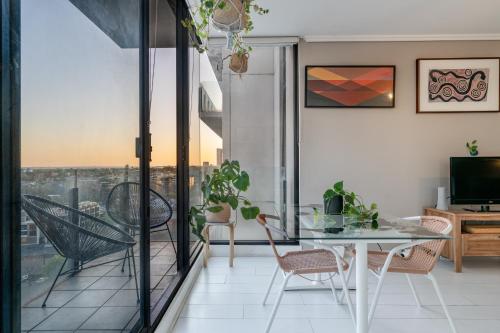 Ocean view apartment close to CBD with indoor pool.