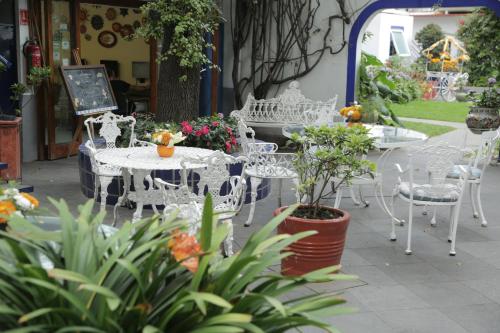 48863525 Hotel Casa Gonzalez
