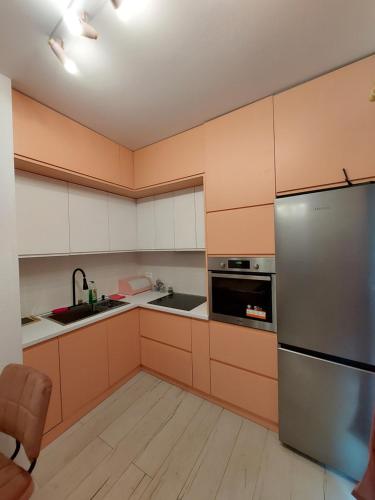 Two-Bedroom House image 4