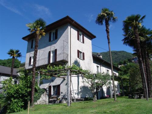  Casa Perini, Pension in Tenero