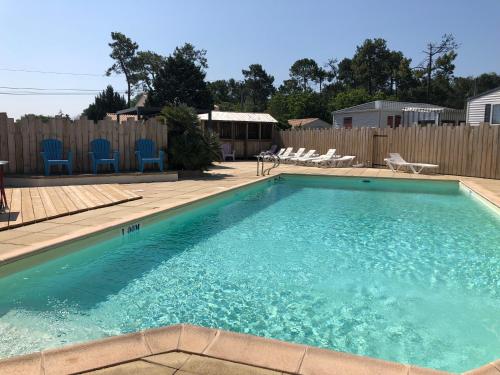 Camping Le Logis 3 étoiles 1