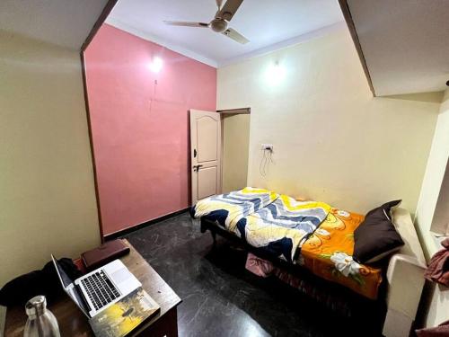 One-Bedroom Apartment image 3