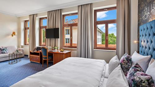 Hotel Bayerischer Hof Dresden - image 11