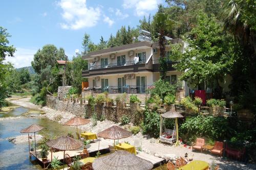 花園, 阿爾坎達河花園酒店 (Arikanda River Garden Hotel) in 阿德拉桑