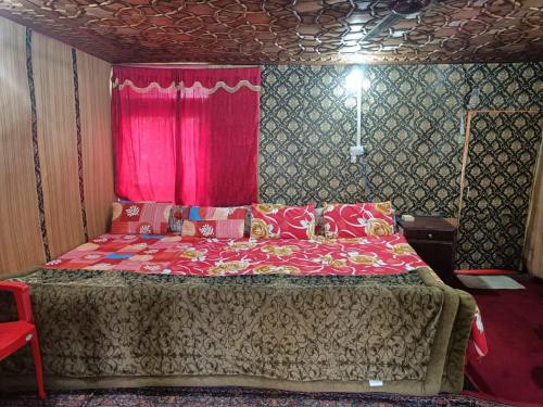 Island, Srinagar (photo 10)