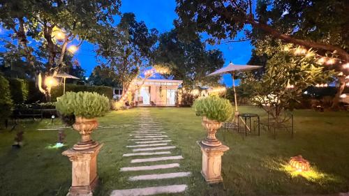 UDEE Cozy Hotel