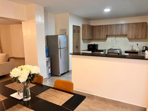 ห้องครัว, Midtown Executive Suites in CBD With Pool, GYM in นากูรู่