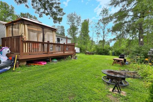 Lake Bomoseen Bungalow home