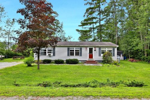 Lake Bomoseen Bungalow home