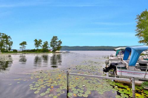 Lake Bomoseen Bungalow home