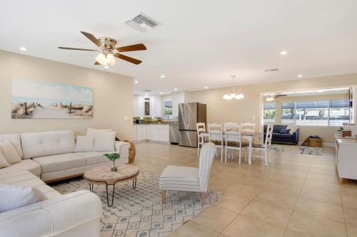 3 Bed 2 Bath - North Palm Beach