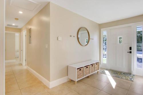3 Bed 2 Bath - North Palm Beach in North Palm Beach, USA