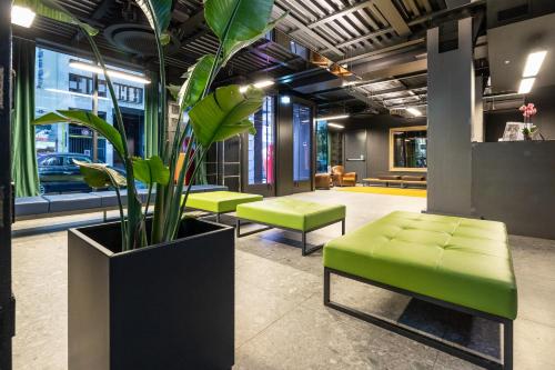 Smart Hotel Central - image 10