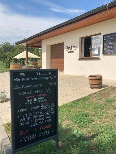 Étterem, Ubytování u Zuzy (Ubytovani u Zuzy) in Velké Pavlovice