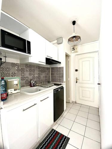Apt T1,bien situé Anse Mitan Trois Ilets (Apt T1,bien situe Anse Mitan Trois Ilets) in เลส์ ทรัว อิลเลทส์