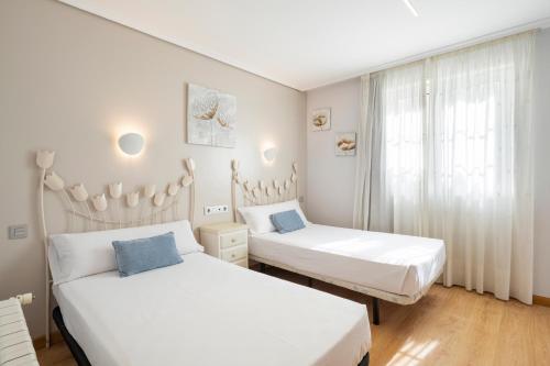 Standard Double or Twin Room image 10