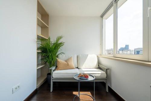 Superb Views 3BR Duplex - 4 Balconies + Parking, Bucarest (foto 3)