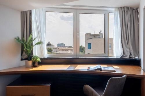 Superb Views 3BR Duplex - 4 Balconies + Parking, Bucarest (foto 6)