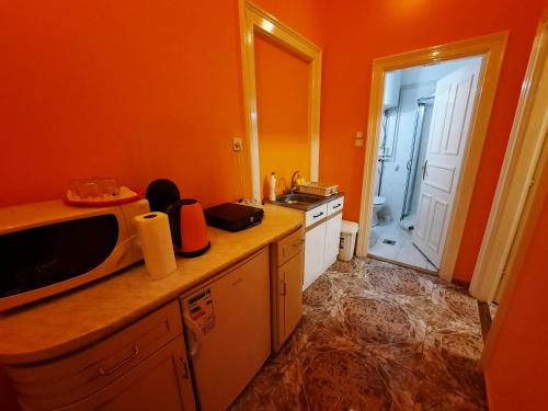 Łazienka, Glória apartman (Gloria apartman) in Gyula