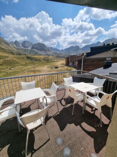 المنطقة المحيطة, Hotel Cims Pas de La Casa in با دى لا كاسا