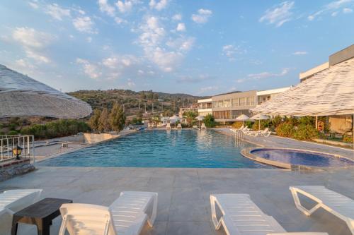 Vacation Flat w Pool Garden in Bodrum - Apartment - Milas