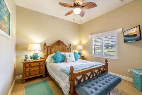Villa Neptune's Grotto- BRAND NEW with heated Pool Hot Tub and dock with Tiki - image 12