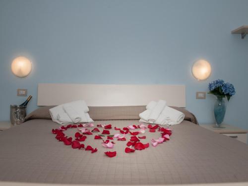 Residence Art - image 13