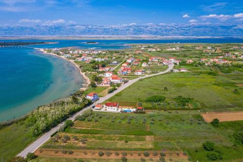  Apartment house Simoni with pool, Zadar county in Privlaka