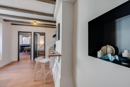 Apartment image 8
