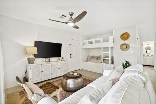 30A Beachwood Villas by Panhandle Getaways thumb 2