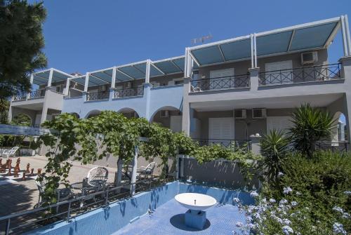 Epavlis Beach Resort - image 11