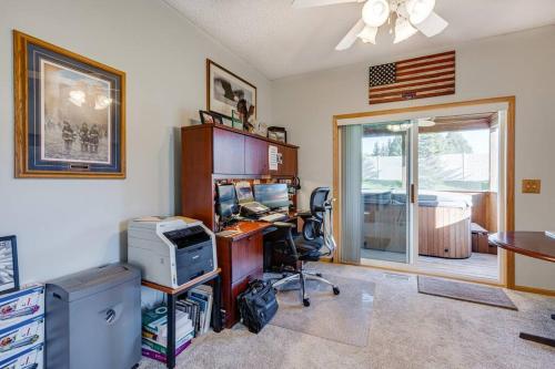 Maple Grove Retreat 30 Days Minimum in Maple Grove, USA