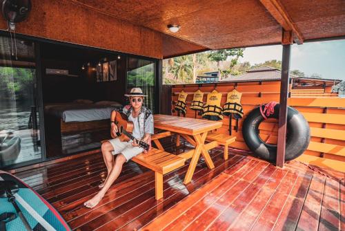 Facilities, ธารามนตรา รีสอร์ท (Taramontra resort) in Si Sawat