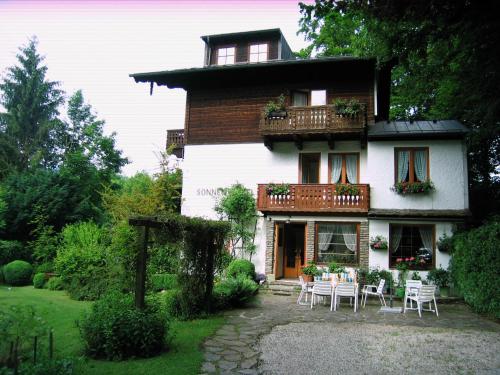 Gästehaus Sonnenwinkel - Villa Rösler