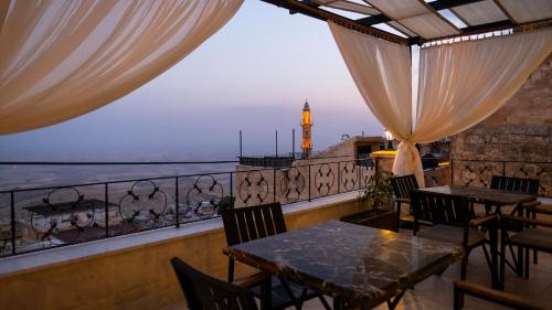 Erkély/terasz, ZERZEVAN HOTEL in Mardin