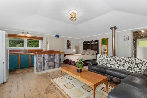 39 North - Tutukaka Holiday Home photo 2