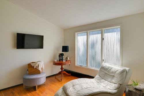Garden Oasis Freeport Getaway Less Than 7 Mi to Long Beach in Freeport, USA