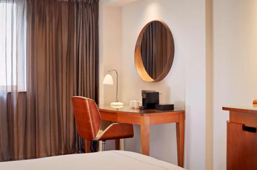 Park Plaza Victoria London - image 8