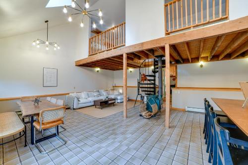 Catskills Mountain Cabin in Bloomville! in Stamford, USA