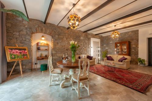Villa Antonietta Toscana Lunigiana piscina privata in Tresana